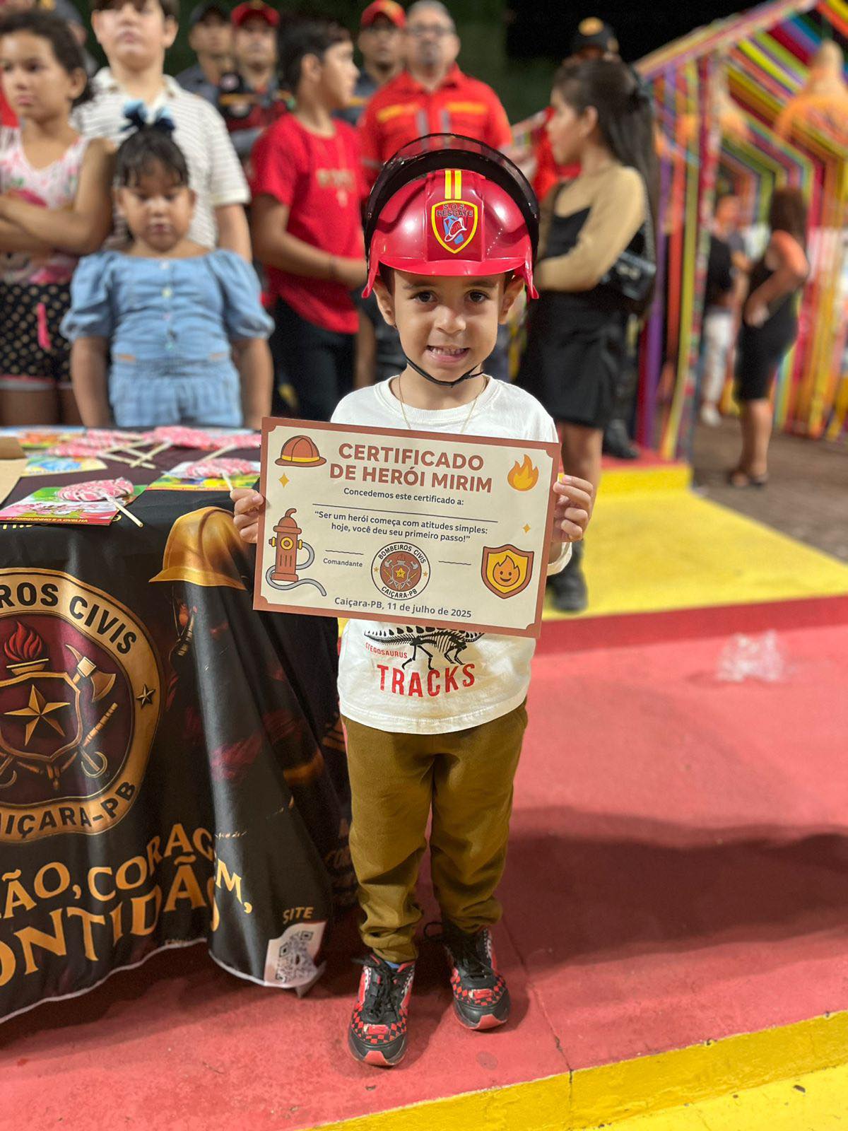 Primeira Ação Social dos Bombeiros Civis de Caiçara PB marca o início das festividades com solidariedade e alegria